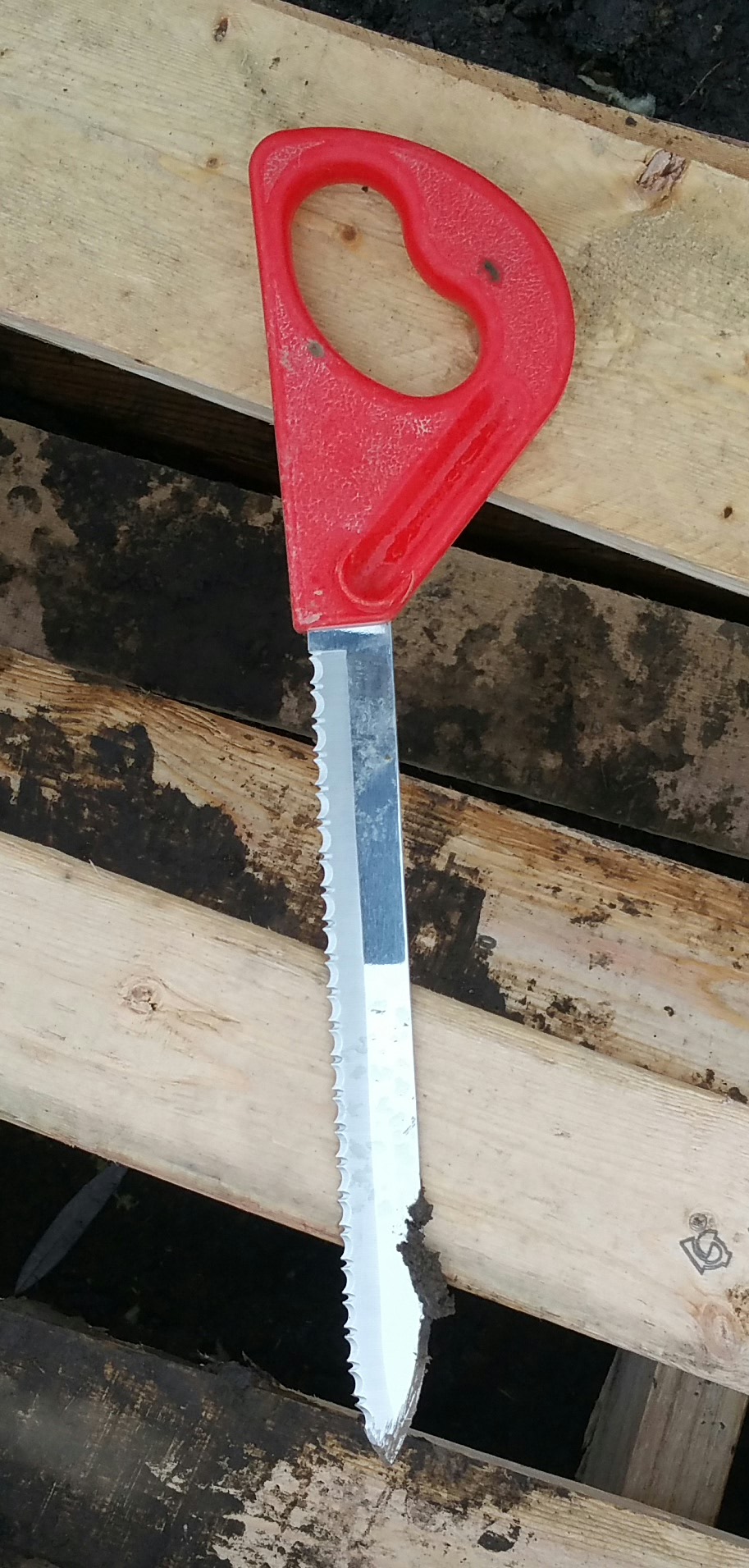 serrated-knife-for-roxul